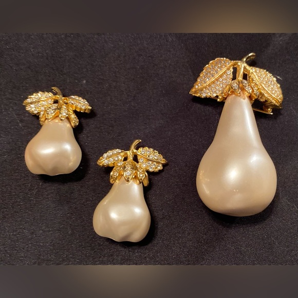 Kenneth Jay Lane KJL Large Pearl Pear Crystals Leaf Gold Clip Earrings & Brooch - Picture 7 of 10